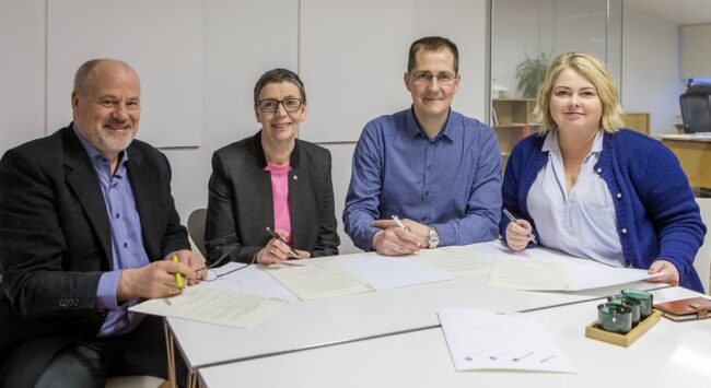 Mynd undirskriving 22.12.17